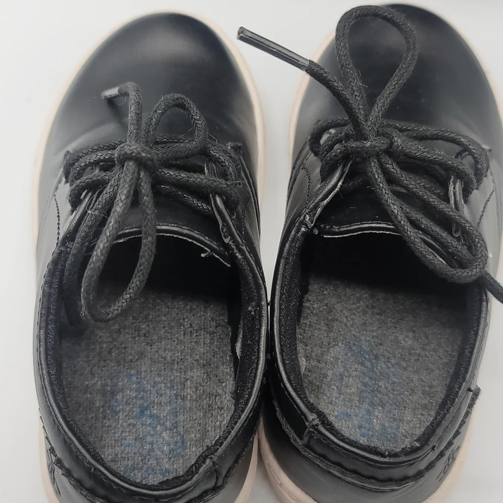 An Original Penguin by munsingwear boys oxfords size 9C